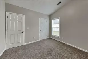2070 Charleston Oak Cir, Lawrenceville, GA 30043 - Photo 13