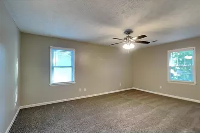 2709 Hawk Drive NE, Marietta, GA 30066 - Photo 9