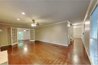 2709 Hawk Drive NE, Marietta, GA 30066 - Photo 3
