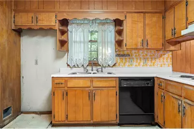 111 Irvin Street, Jonesboro, GA 30236 - Photo 13