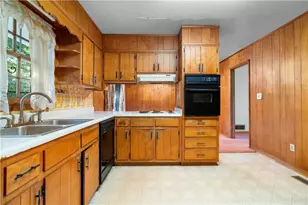 111 Irvin St, Jonesboro, GA 30236 - Photo 11