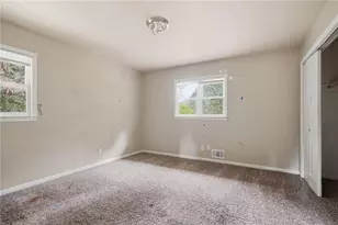 7037 Dalmatia Dr, Riverdale, GA 30296 - Photo 13