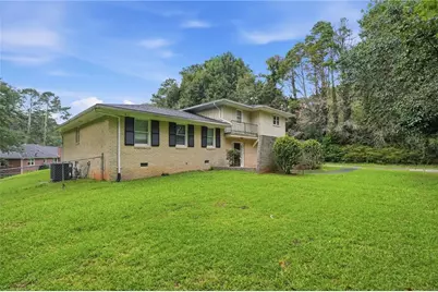 7037 Dalmatia Drive, Riverdale, GA 30296 - Photo 3