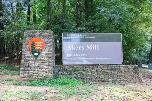 3849 Chattahoochee Summit Dr SE, Atlanta, GA 30339 - Photo 37
