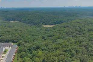 3849 Chattahoochee Summit Dr SE, Atlanta, GA 30339 - Photo 35