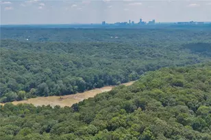 3849 Chattahoochee Summit Dr SE, Atlanta, GA 30339 - Photo 37