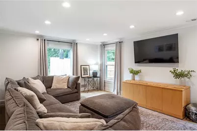 663 Parkcrest Place NE, Marietta, GA 30068 - Photo 17