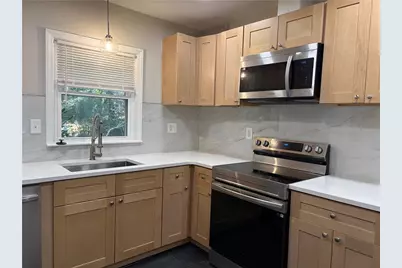 1990 S Columbia Place, Decatur, GA 30032 - Photo 3
