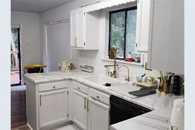 715 Babbling Creek Place, Johns Creek, GA 30022 - Photo 15