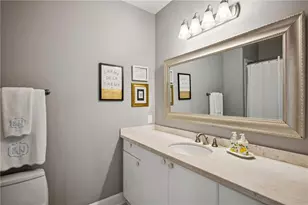 2626 Peachtree Rd NW, Atlanta, GA 30305 - Photo 23