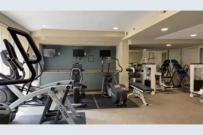 2626 Peachtree Road NW #1104, Atlanta, GA 30305 - Photo 37