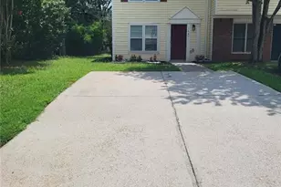 1685 Hunting Creek Dr, Conyers, GA 30013 - Photo 1