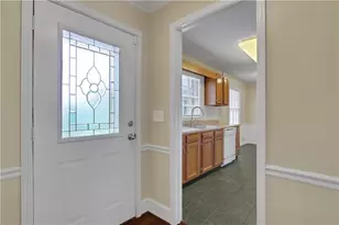 2020 Heatherdale Ln SW, Marietta, GA 30064 - Photo 5