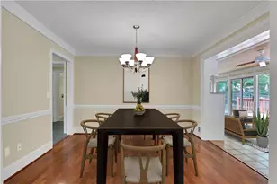 2020 Heatherdale Ln SW, Marietta, GA 30064 - Photo 7