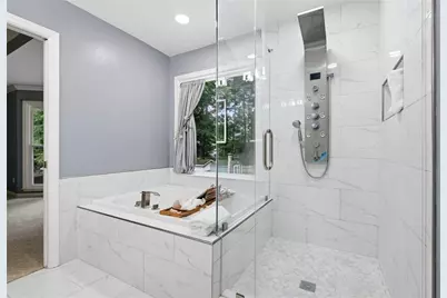 2516 Lorne Court SW, Marietta, GA 30064 - Photo 11