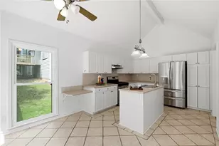 2516 Lorne Ct SW, Marietta, GA 30064 - Photo 11