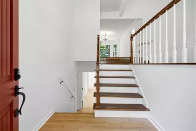 2516 Lorne Court SW, Marietta, GA 30064 - Photo 3