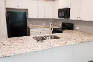 2725 Daybreak Ct, Suwanee, GA 30024 - Photo 5