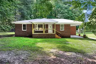 4188 Commerce Rd, Jefferson, GA 30549 - Photo 1