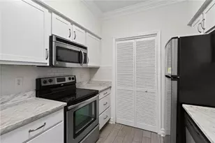 3777 Peachtree Road NE, Atlanta, GA 30319 - Photo 3