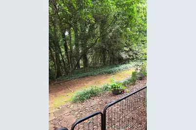 904 Garden Court, Sandy Springs, GA 30328 - Photo 15