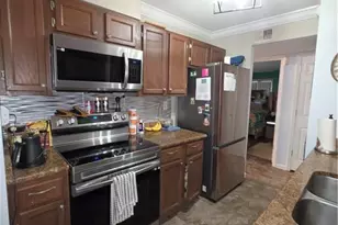 904 Garden Ct, Sandy Springs, GA 30328 - Photo 13