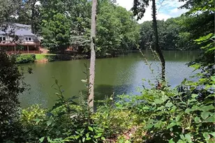 904 Garden Ct, Sandy Springs, GA 30328 - Photo 25