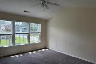 8910 Ruel Ln, Suwanee, GA 30024 - Photo 13