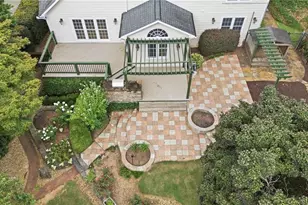 543 Chapman Ln, Marietta, GA 30066 - Photo 5