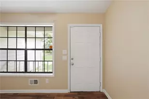 3971 Woodbridge Dr, Snellville, GA 30039 - Photo 7