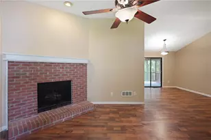 3971 Woodbridge Dr, Snellville, GA 30039 - Photo 9
