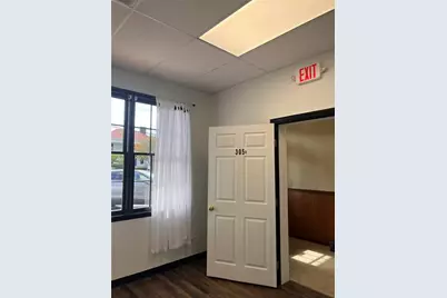 305 S Broad Street #A, Monroe, GA 30655 - Photo 3