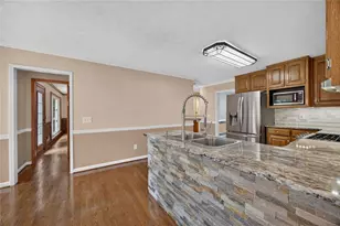 1364 Bywood Ct, Suwanee, GA 30024 - Photo 11