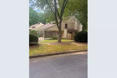 6340 Brandywine Trail, Peachtree Corners, GA 30092 - Photo 3
