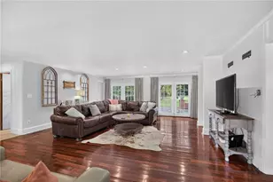 8928 Orchard Dr, Douglasville, GA 30134 - Photo 3