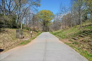 1455 Wessyngton Rd NE, Atlanta, GA 30306 - Photo 33