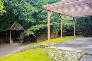 3040 Goldmist Dr, Buford, GA 30519 - Photo 13