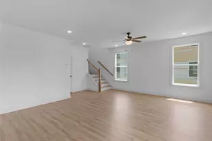 245 Lakeview Dr, Locust Grove, GA 30248 - Photo 15