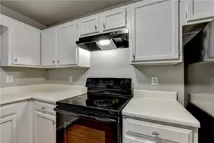 8030 Sand Wedge Circle NW, Kennesaw, GA 30144 - Photo 17