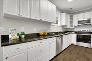 2431 Woodside Way, Chamblee, GA 30341 - Photo 11
