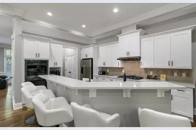 4280 Kingston Gate Cove, Atlanta, GA 30341 - Photo 5