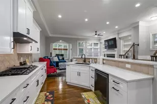 4280 Kingston Gate Cove, Atlanta, GA 30341 - Photo 9