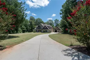 155 Chantilly Ln, Fayetteville, GA 30215 - Photo 3