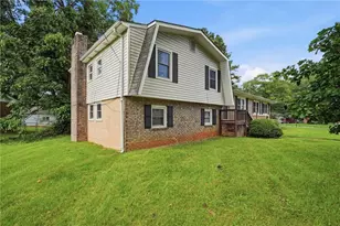 305 Mercer Dr, Jonesboro, GA 30236 - Photo 3