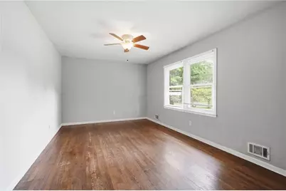 305 Mercer Drive, Jonesboro, GA 30236 - Photo 9