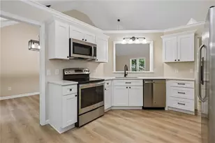 7060 Old Post Ct, Cumming, GA 30028 - Photo 3