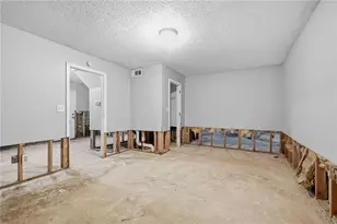 6013 Radford Dr, Riverdale, GA 30296 - Photo 31