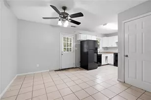 6013 Radford Dr, Riverdale, GA 30296 - Photo 11