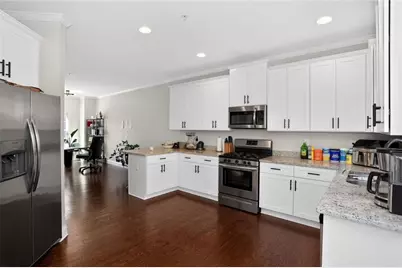 1902 Glen Ivy #19, Marietta, GA 30062 - Photo 11
