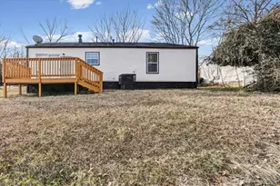 3475 Meadowlane Pl SW, Atlanta, GA 30331 - Photo 19